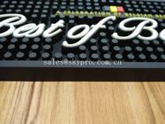 Estera suave moldeada logotipo grabada en relieve de la barra del PVC del silicón negro de goma de goma de los productos