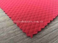 rollo de la tela del neopreno del rojo de 2m m con ambos producción grabada en relieve nilón para la ropa