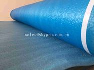 Alto ALCANCE de goma absorbente azul modificado para requisitos particulares/SGS de la hoja de la espuma del rollo EPE de la hoja