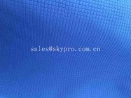 Rollo de nylon cubierto hoja de goma azul estupenda de la tela del neopreno del modelo del cuadrado del estiramiento