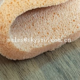 Productos de goma moldeados esponja cerrada modificados para requisitos particulares de la célula, alta hoja del caucho de esponja de la confiabilidad