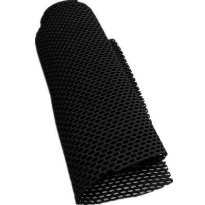 Hoja de neoprene suave y transpirable con perforaciones